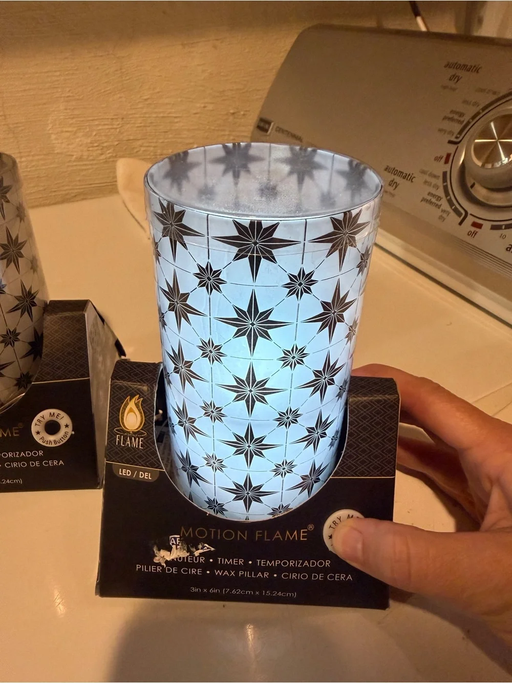 LED Black and white Star Flameless pair of candles
